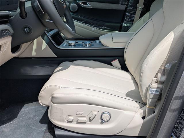 new 2025 Genesis GV80 car
