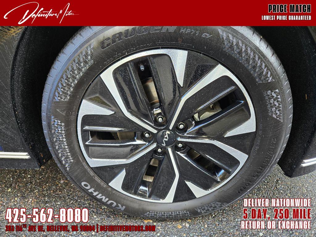 used 2023 Kia EV6 car, priced at $29,580