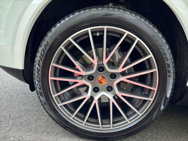 used 2019 Porsche Cayenne car, priced at $42,880