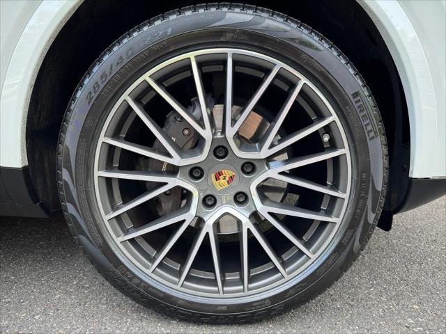 used 2019 Porsche Cayenne car, priced at $42,880