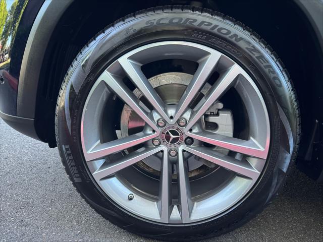 used 2022 Mercedes-Benz GLE 350 car, priced at $40,880