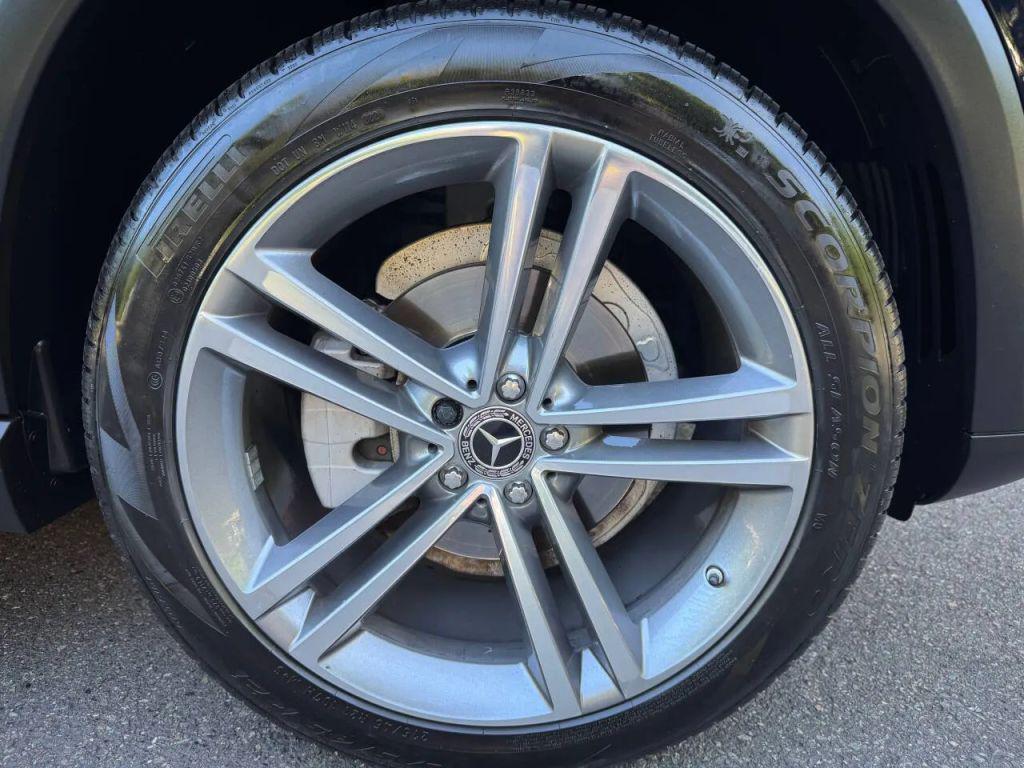 used 2022 Mercedes-Benz GLE 350 car, priced at $39,880