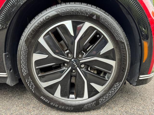 used 2022 Kia EV6 car, priced at $29,880