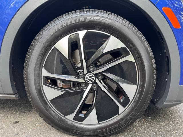 used 2021 Volkswagen ID.4 car, priced at $20,880
