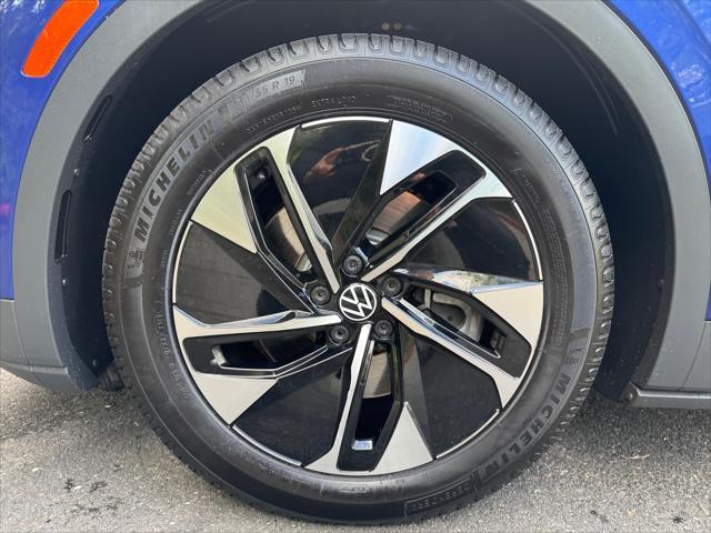 used 2021 Volkswagen ID.4 car, priced at $20,880