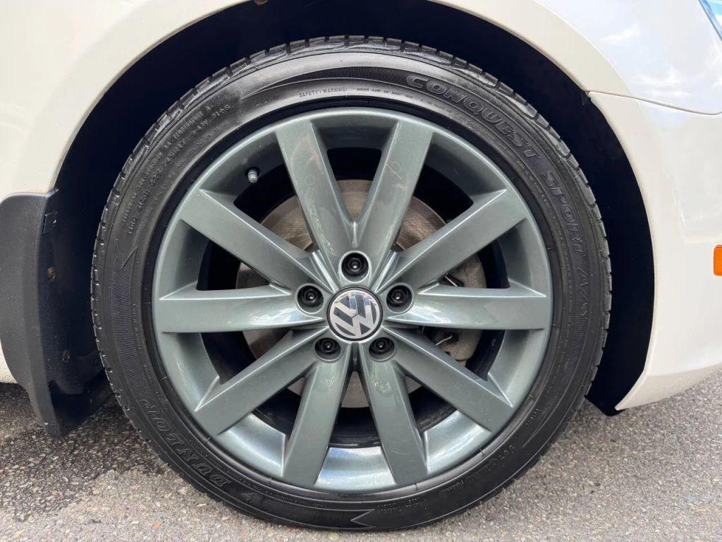 used 2013 Volkswagen Jetta SportWagen car, priced at $11,480