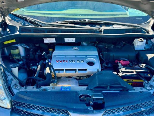 used 2004 Toyota Sienna car, priced at $5,995