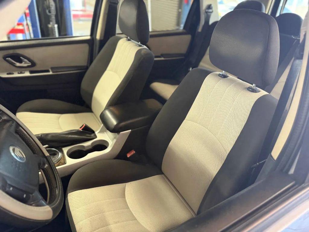 used 2007 Mercury Mariner car, priced at $6,995
