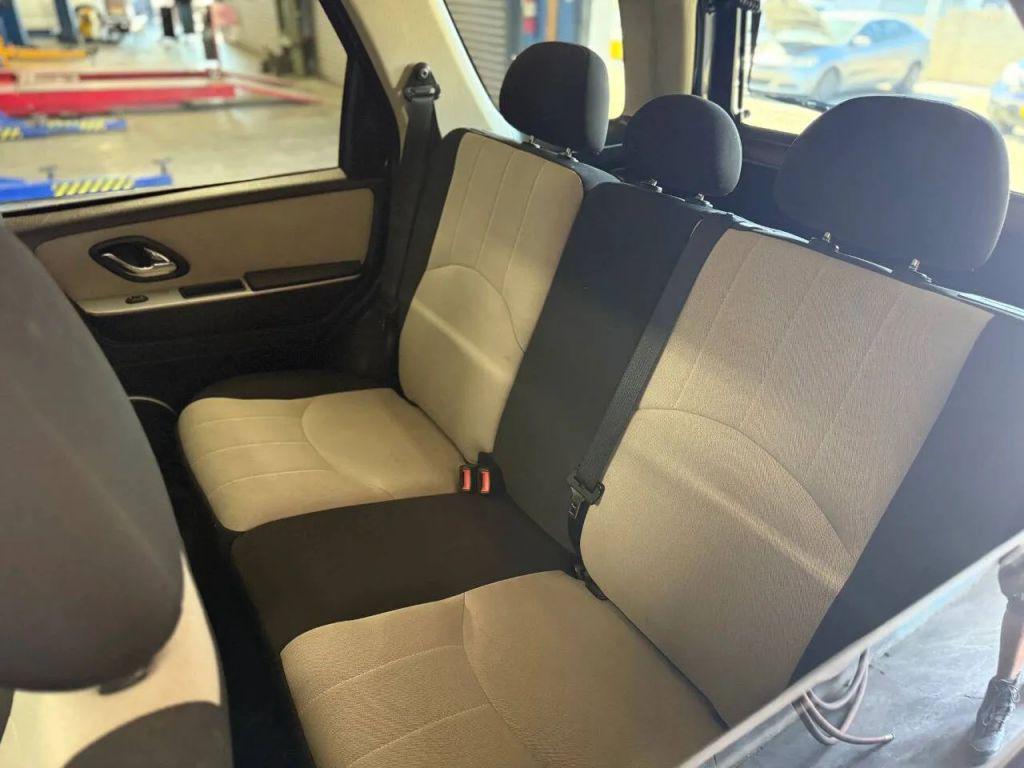 used 2007 Mercury Mariner car, priced at $6,995