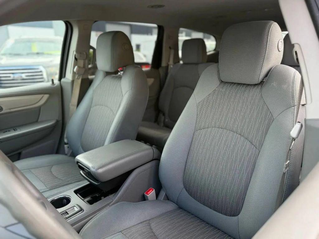 used 2017 Chevrolet Traverse car, priced at $11,995