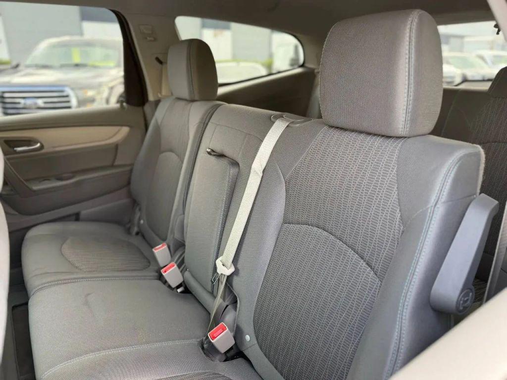 used 2017 Chevrolet Traverse car, priced at $11,995