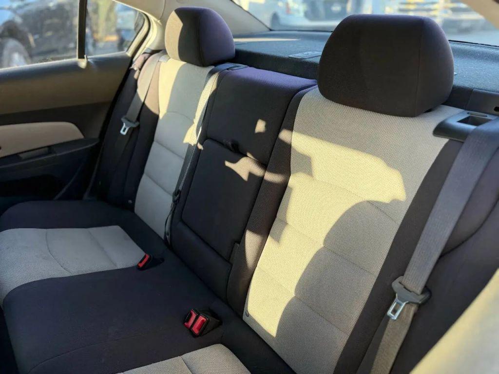 used 2014 Chevrolet Cruze car, priced at $7,995