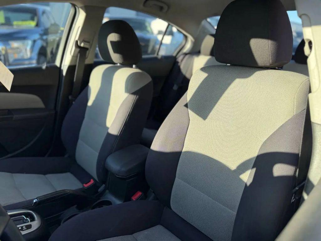 used 2014 Chevrolet Cruze car, priced at $7,995