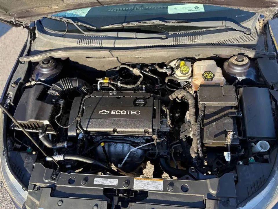 used 2014 Chevrolet Cruze car, priced at $7,995