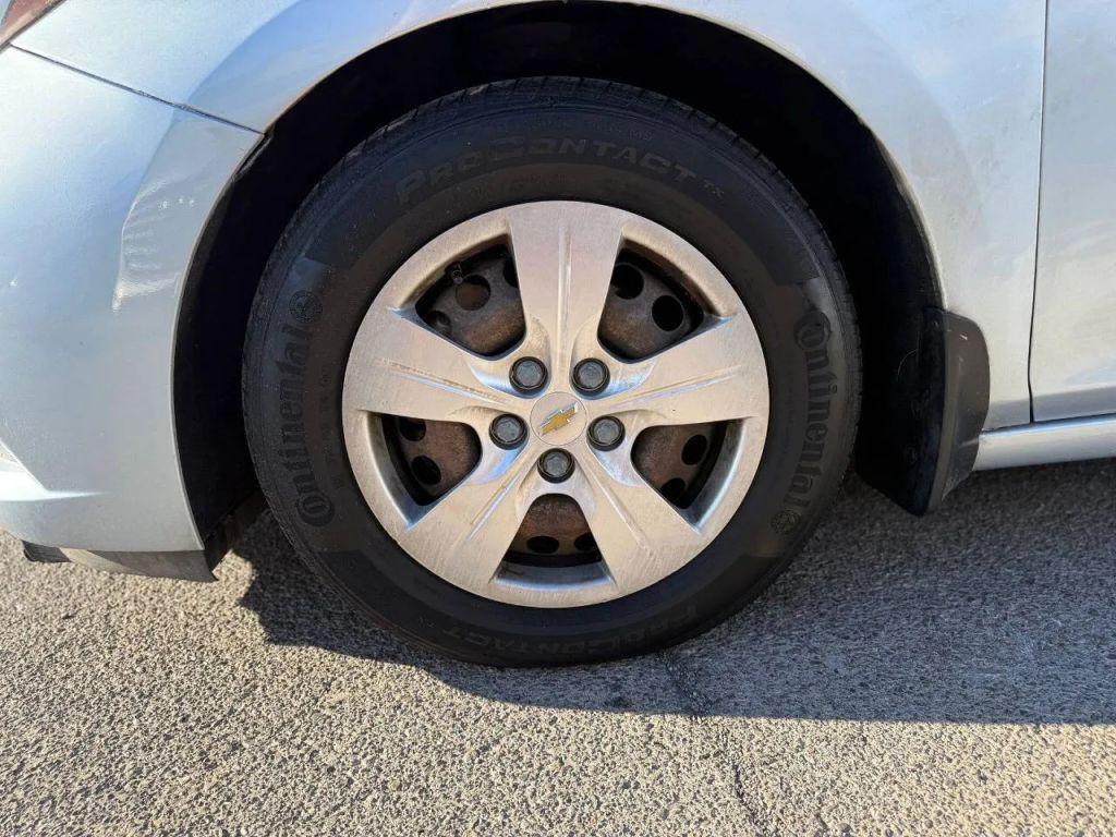 used 2017 Chevrolet Cruze car, priced at $8,495