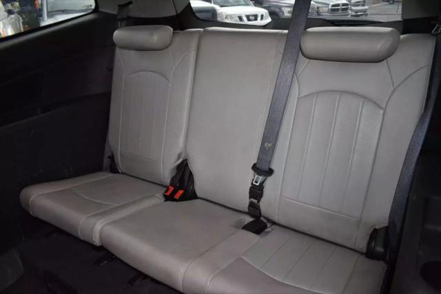used 2012 Chevrolet Traverse car, priced at $9,495