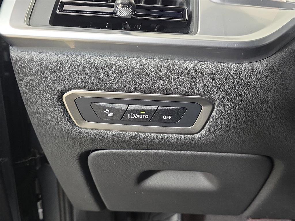 used 2025 BMW X7 car, priced at $80,499