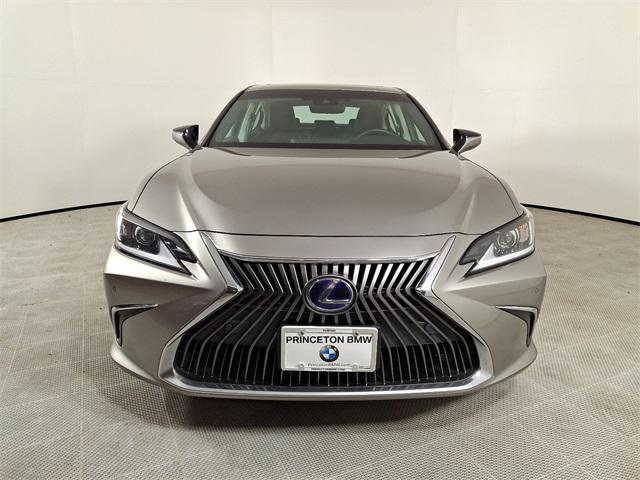 used 2019 Lexus ES 300h car, priced at $24,995