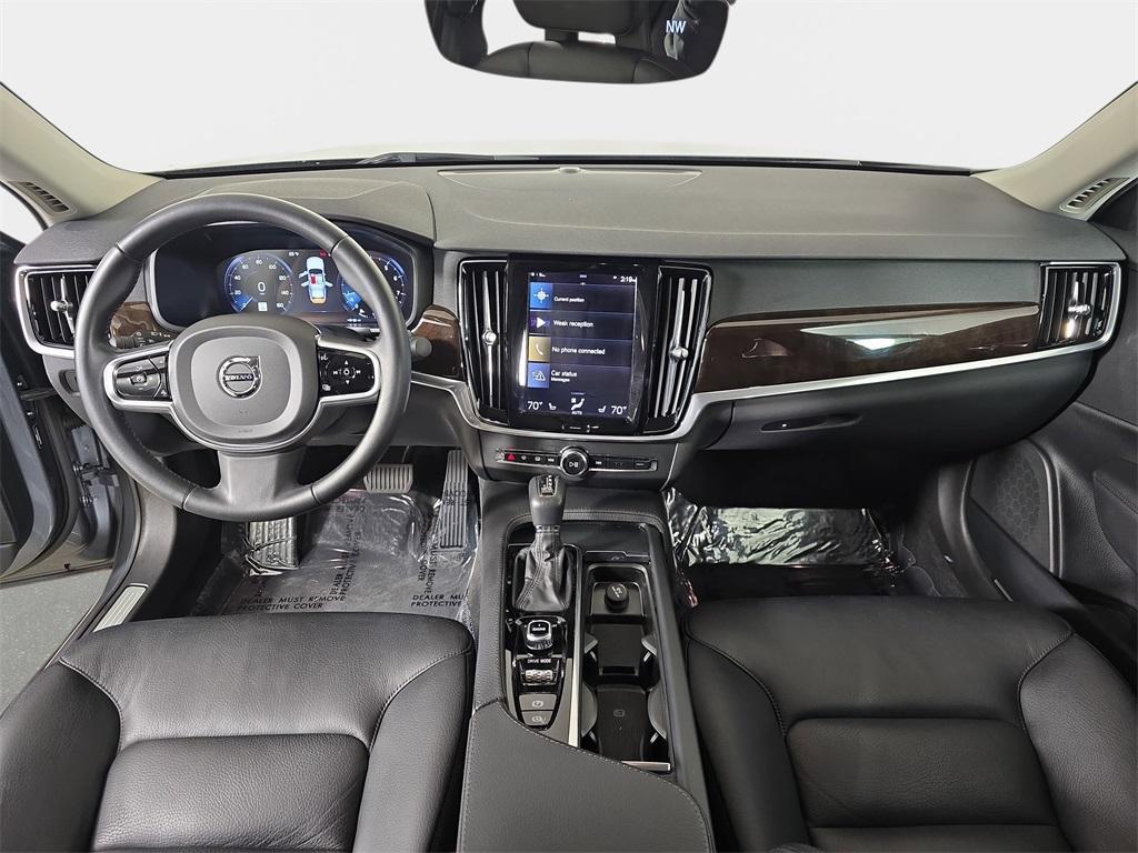 used 2017 Volvo S90 car, priced at $13,899