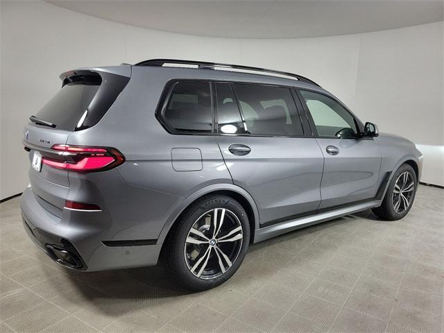 new 2025 BMW X7 car, priced at $93,770