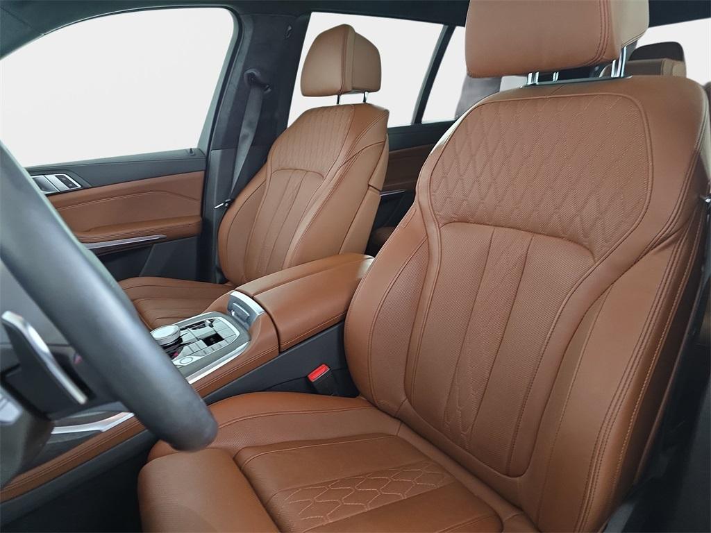used 2024 BMW X7 car, priced at $80,540