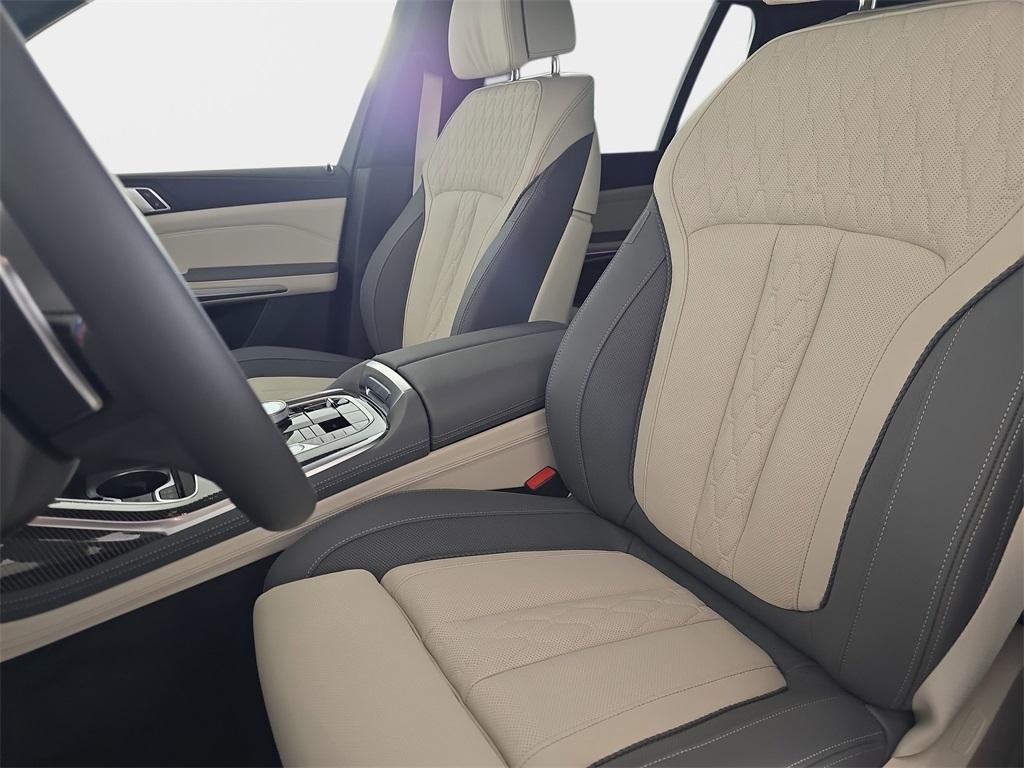 new 2026 BMW X7 car, priced at $123,880