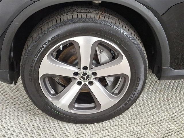 used 2022 Mercedes-Benz GLC 300 car, priced at $33,990