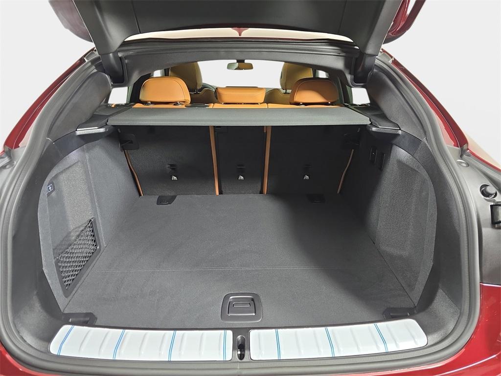 new 2025 BMW X4 car, priced at $63,590