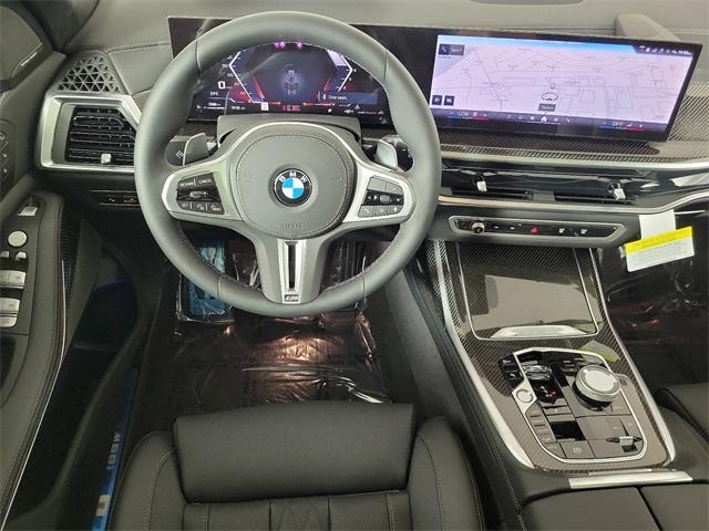 new 2025 BMW X7 car, priced at $122,105