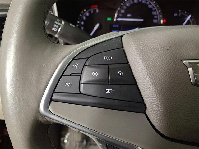used 2017 Cadillac XT5 car, priced at $17,110