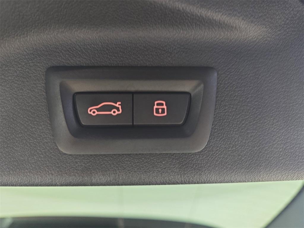 used 2025 BMW X7 car, priced at $78,110