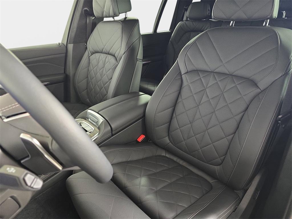 used 2025 BMW X7 car, priced at $78,110
