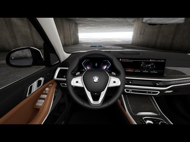 new 2025 BMW X7 car, priced at $89,520