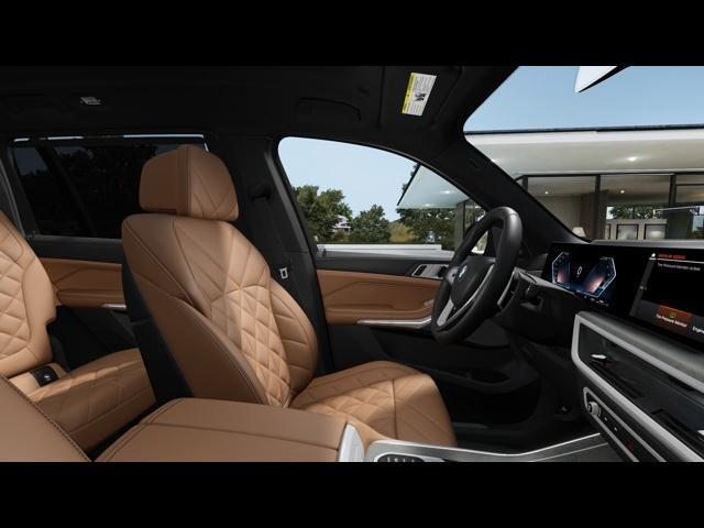 new 2025 BMW X7 car, priced at $90,705