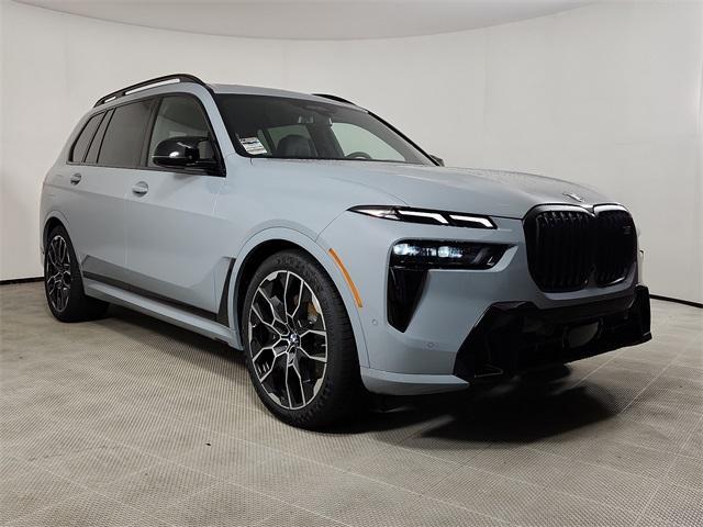 new 2025 BMW X7 car, priced at $119,555