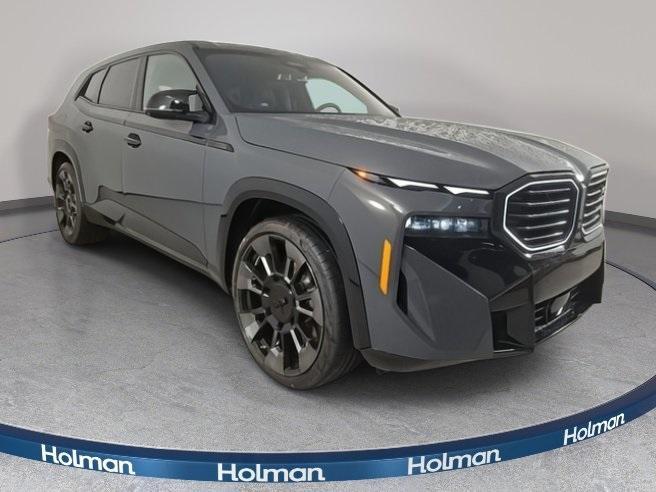 new 2025 BMW XM car, priced at $165,300