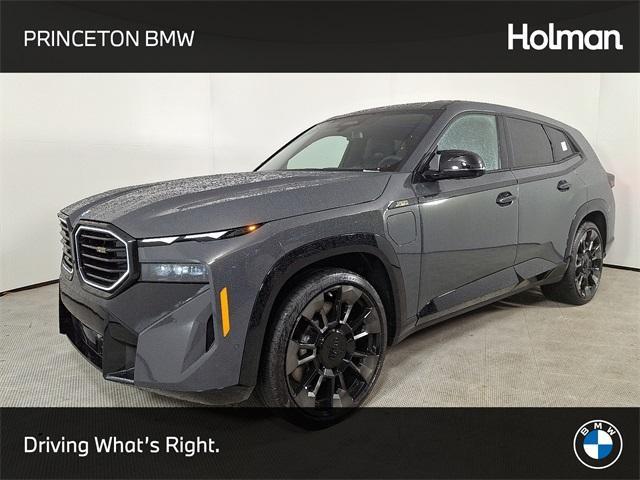 new 2025 BMW XM car, priced at $165,300