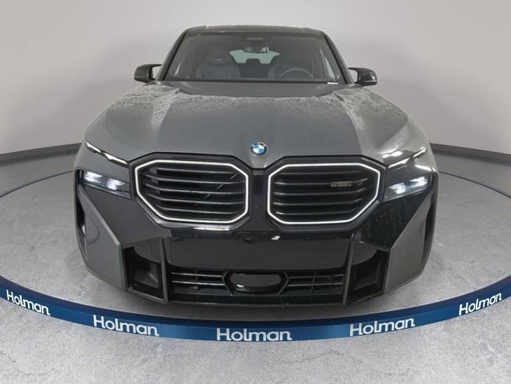 new 2025 BMW XM car, priced at $165,300