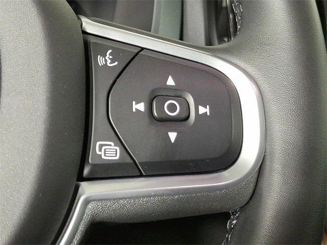 used 2022 Volvo XC60 car, priced at $33,499