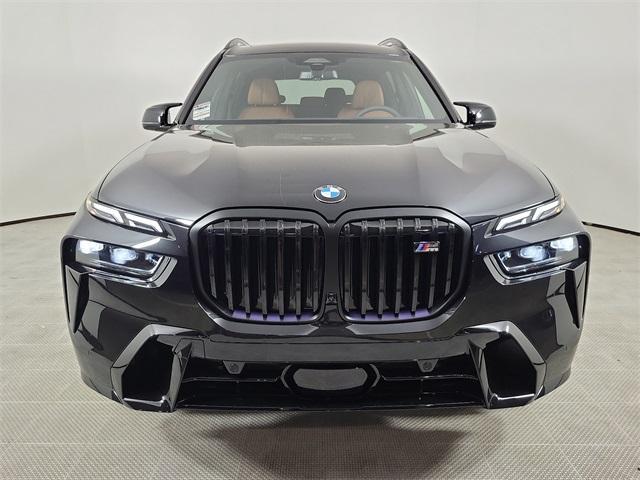 new 2025 BMW X7 car, priced at $117,055