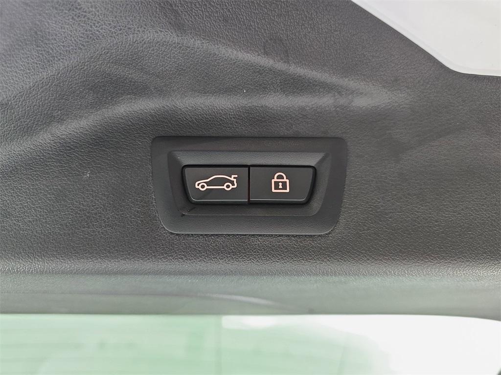 used 2023 BMW X7 car, priced at $72,440