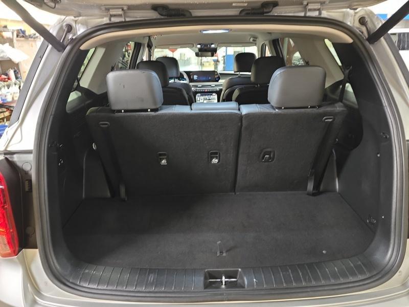 used 2025 Hyundai Palisade car, priced at $41,990