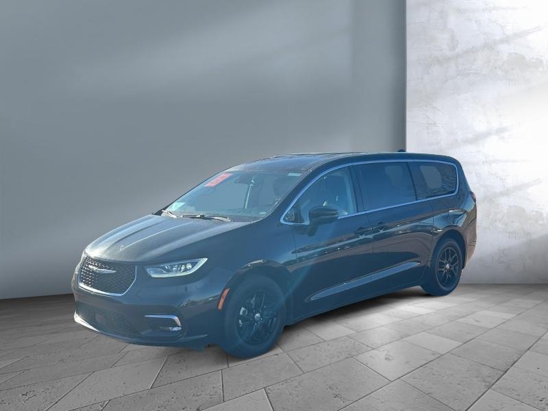 used 2023 Chrysler Pacifica car, priced at $26,775