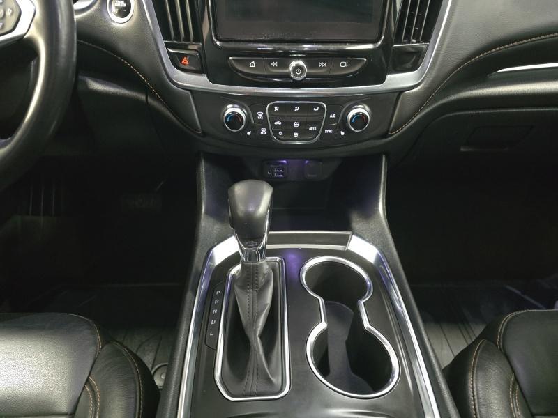 used 2021 Chevrolet Traverse car, priced at $28,475