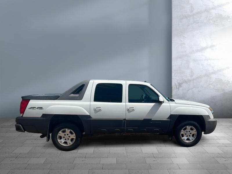 used 2003 Chevrolet Avalanche car, priced at $8,775