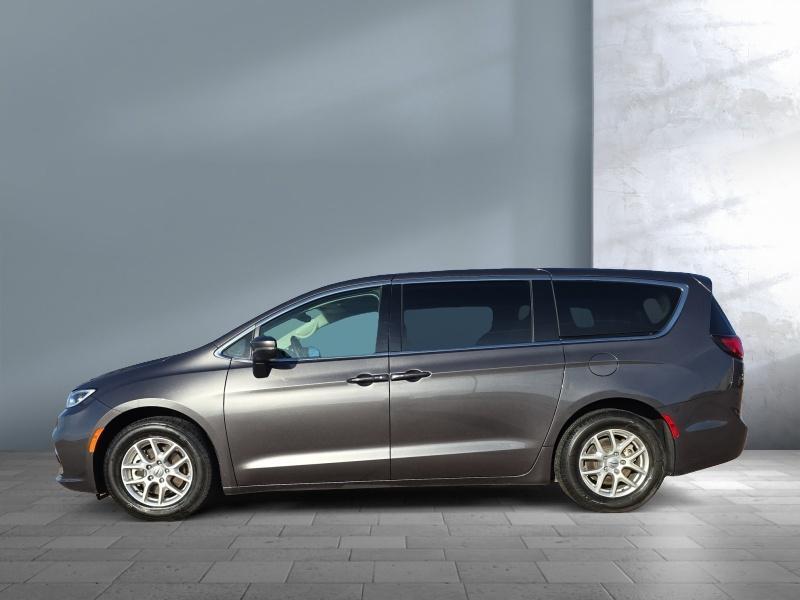 used 2023 Chrysler Pacifica car, priced at $23,775