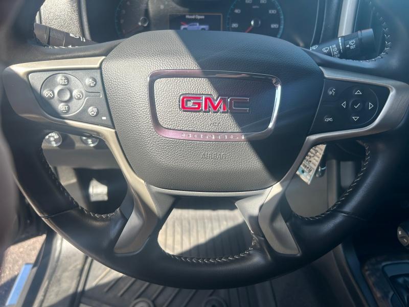 used 2021 GMC Canyon car, priced at $39,990