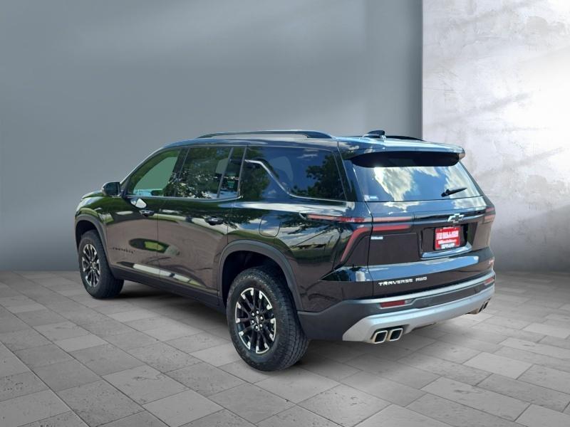 new 2025 Chevrolet Traverse car, priced at $52,044