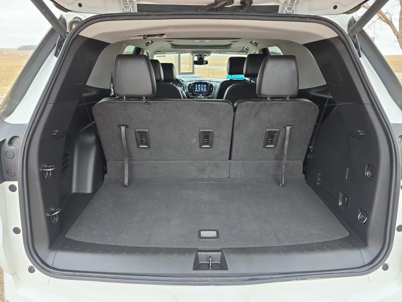 used 2021 Chevrolet Traverse car, priced at $28,775