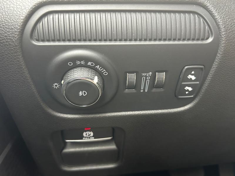 used 2023 Jeep Wagoneer L car, priced at $38,990